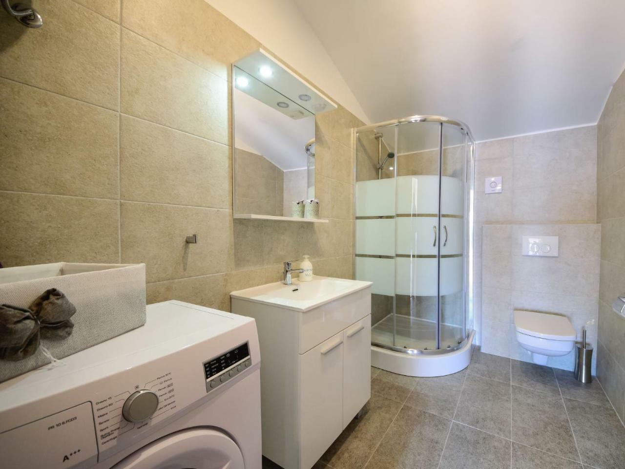 Apartment Val 2-1 By Interhome Sveti Juraj Exterior photo